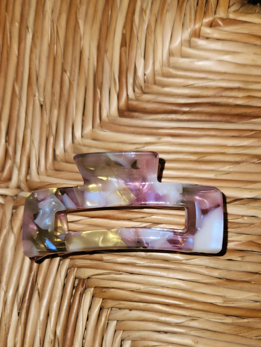 NWOT Acetate Hair Clip 4 inches